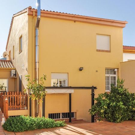 Cozy Home In Olivares With Outdoor Swimming Pool Dış mekan fotoğraf